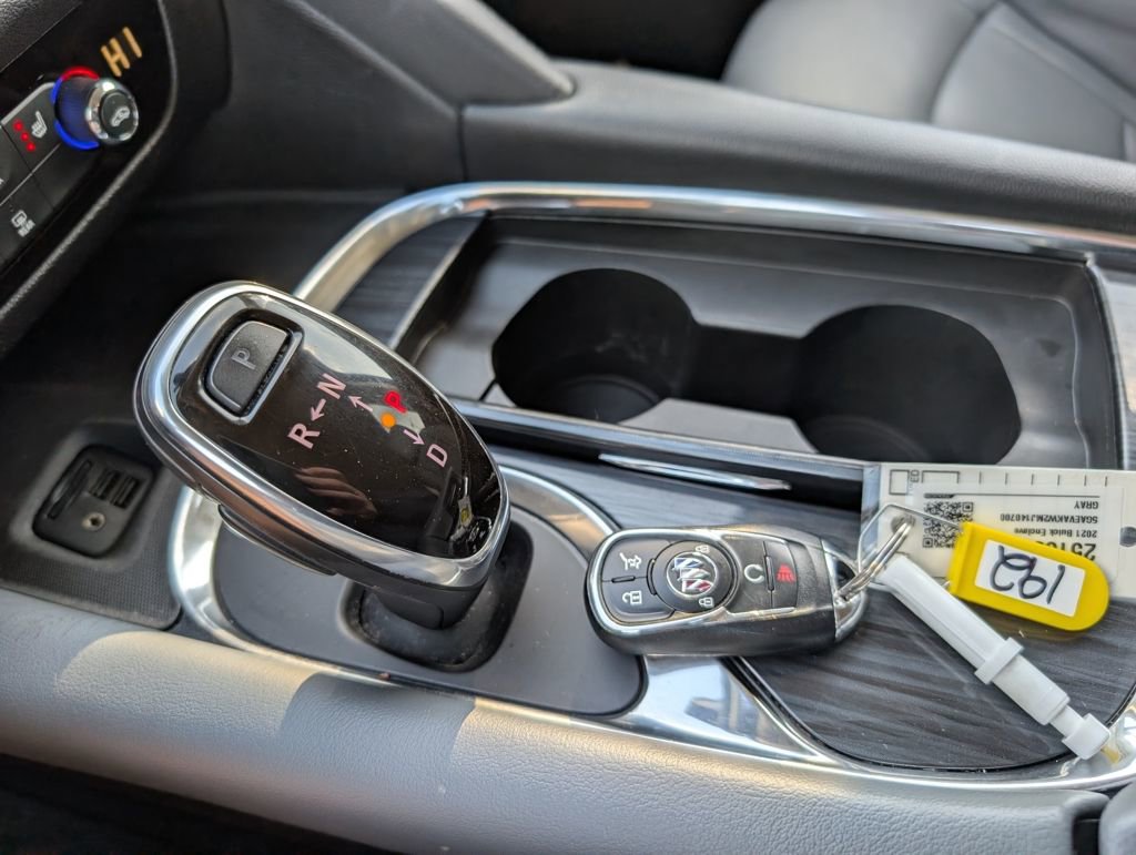 Used 2021 Buick Enclave Essence w/ Sound and Sites Package image 32