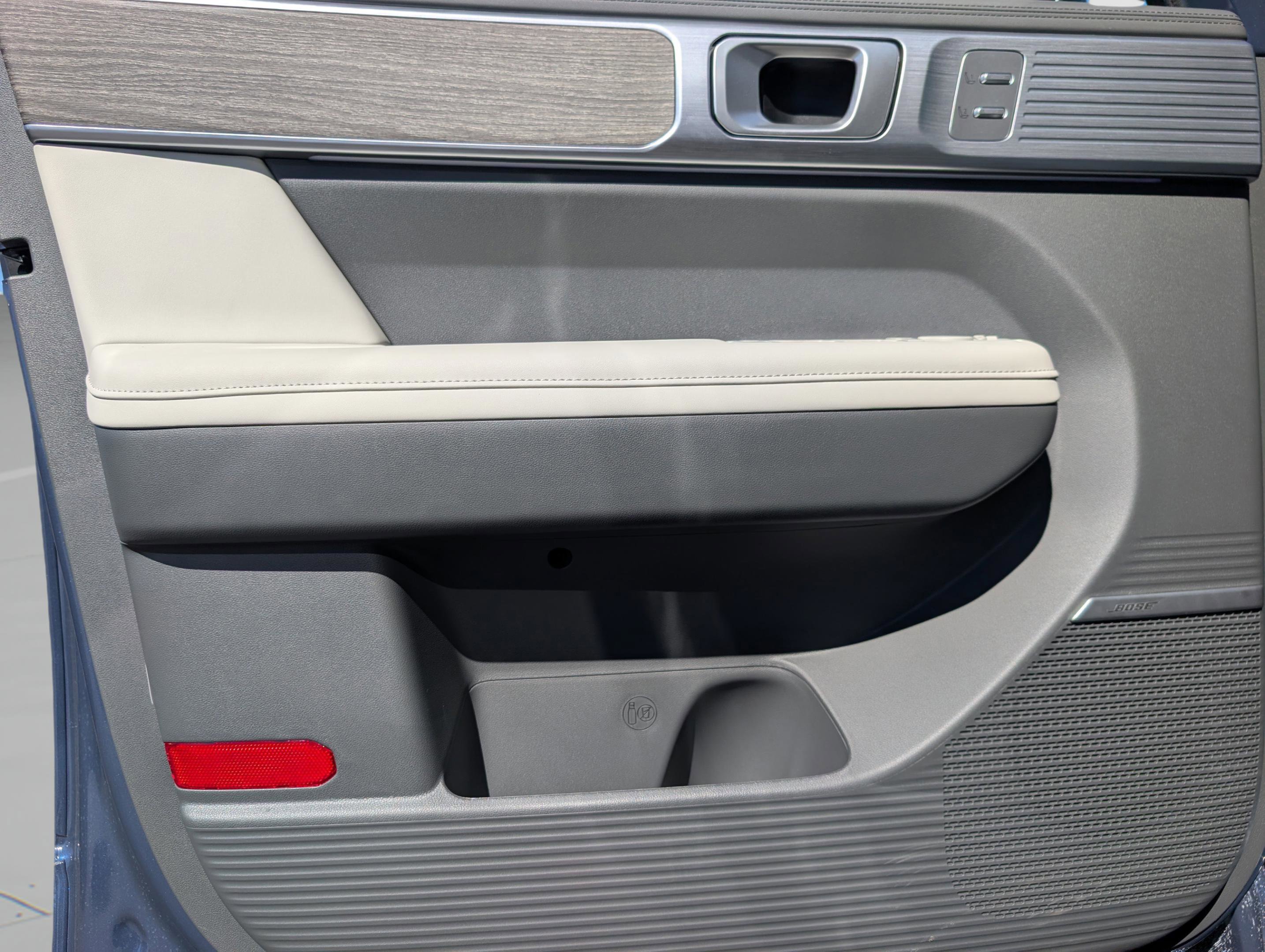 New 2026 Hyundai Santa Fe Calligraphy image 13