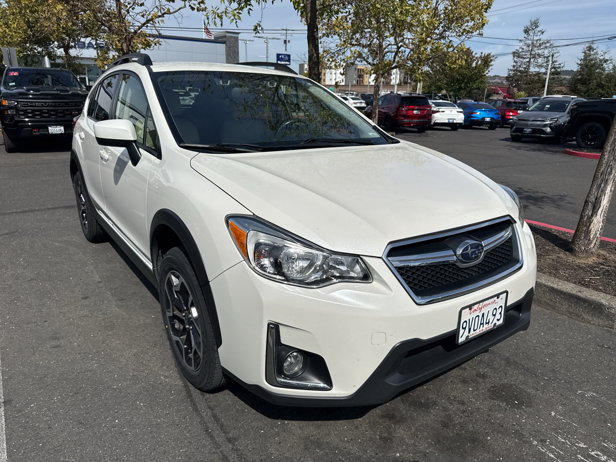 Used 2016 Subaru Crosstrek 2.0i Premium AWD/4WD image 3
