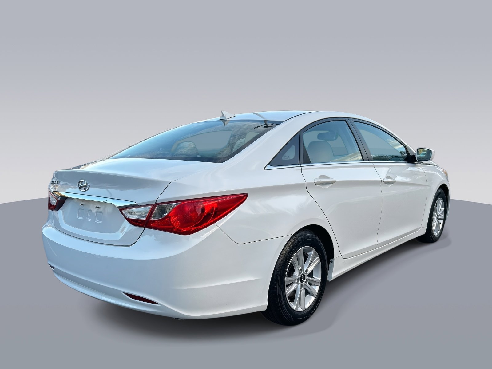 Used 2013 Hyundai Sonata GLS w/ Popular Equipment Pkg image 3