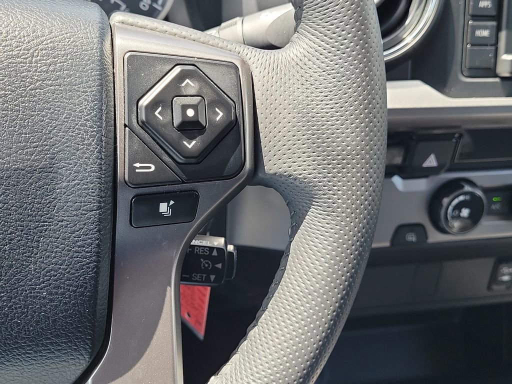 Used 2017 Toyota Tacoma SR5 w/ Tow Package image 26