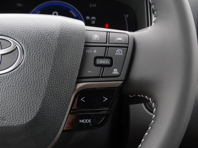 New 2026 Toyota Camry Hybrid FWD image 25