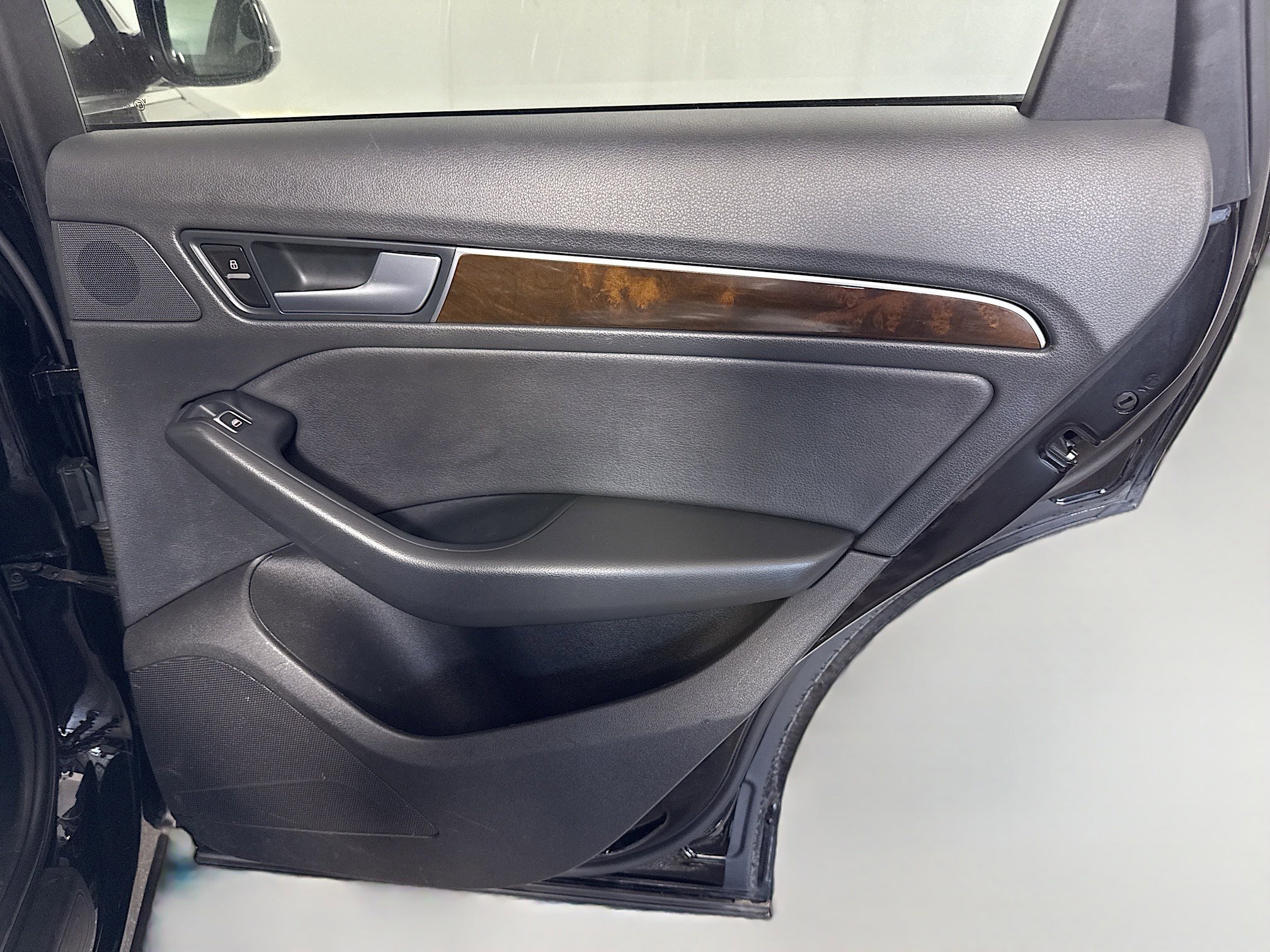 Used 2017 Audi Q5 2.0T Premium image 26