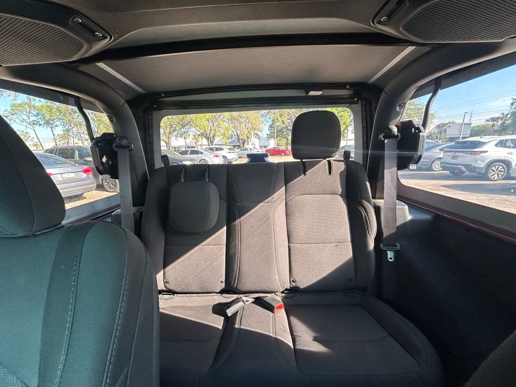 Used 2022 Jeep Wrangler Willys image 13
