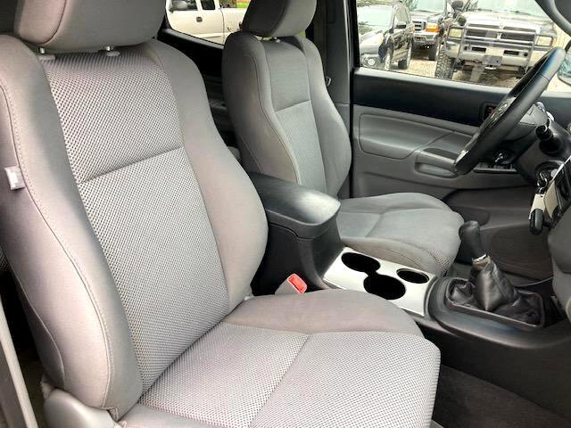 Used 2015 Toyota Tacoma TRD Pro image 40