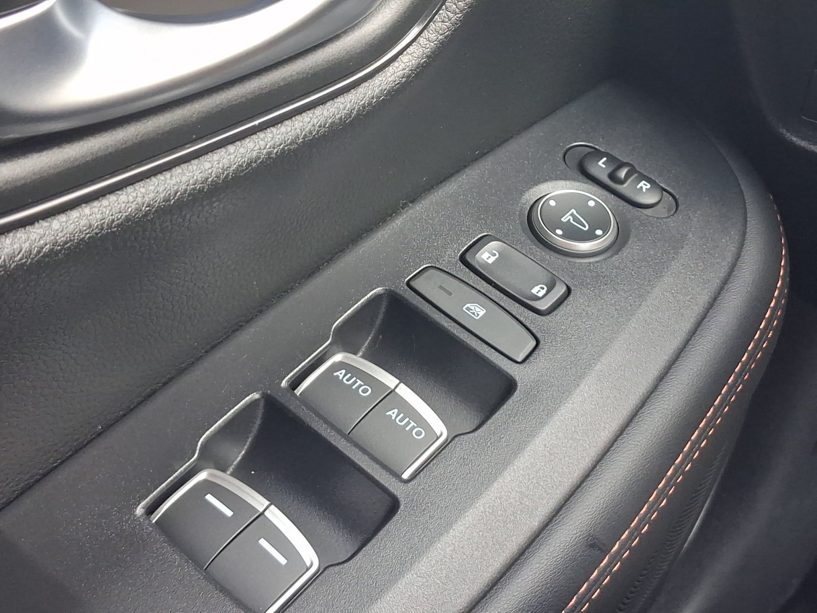 Used 2024 Honda HR-V Sport image 13