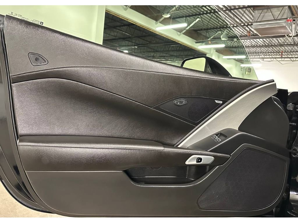 Used 2019 Chevrolet Corvette Stingray Coupe w/ 1LT image 19