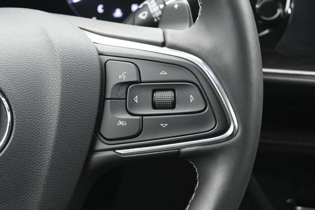 Used 2023 Buick Envision Essence w/ Technology Package I AWD/4WD image 21