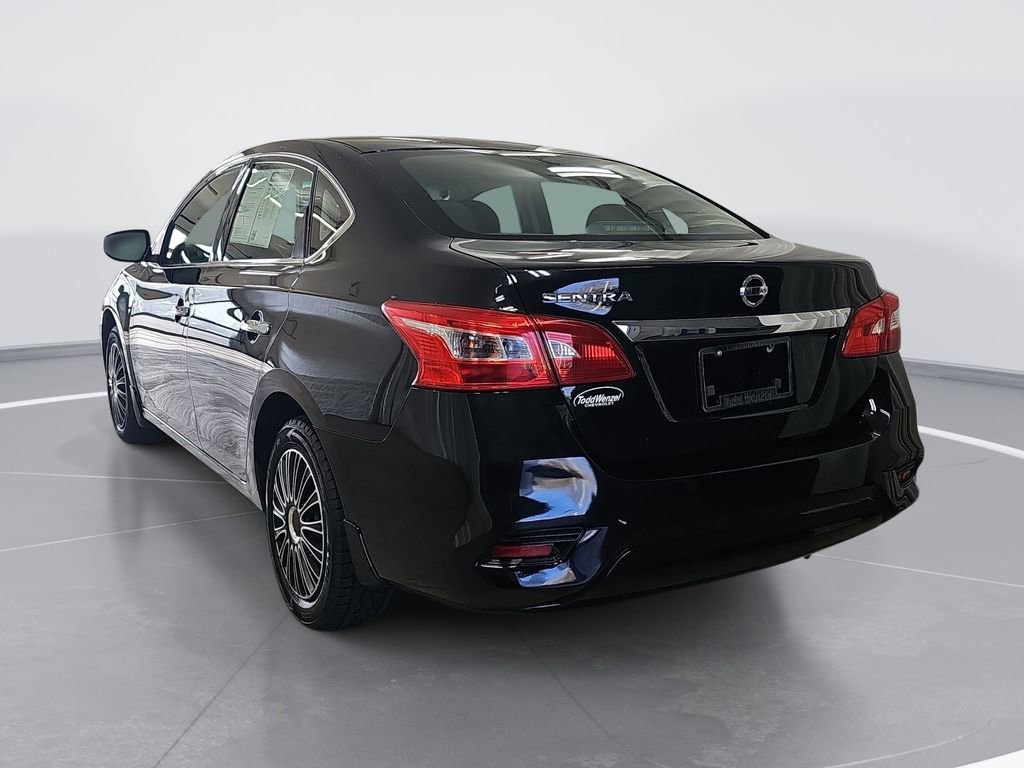 Used 2017 Nissan Sentra S FWD image 6