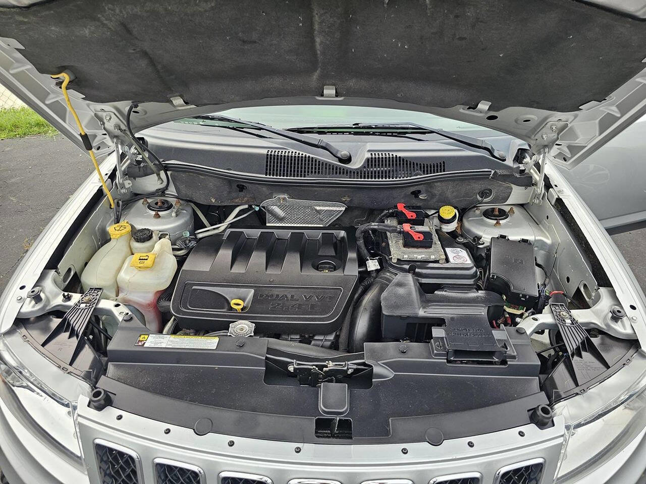 Used 2013 Jeep Compass Sport image 13