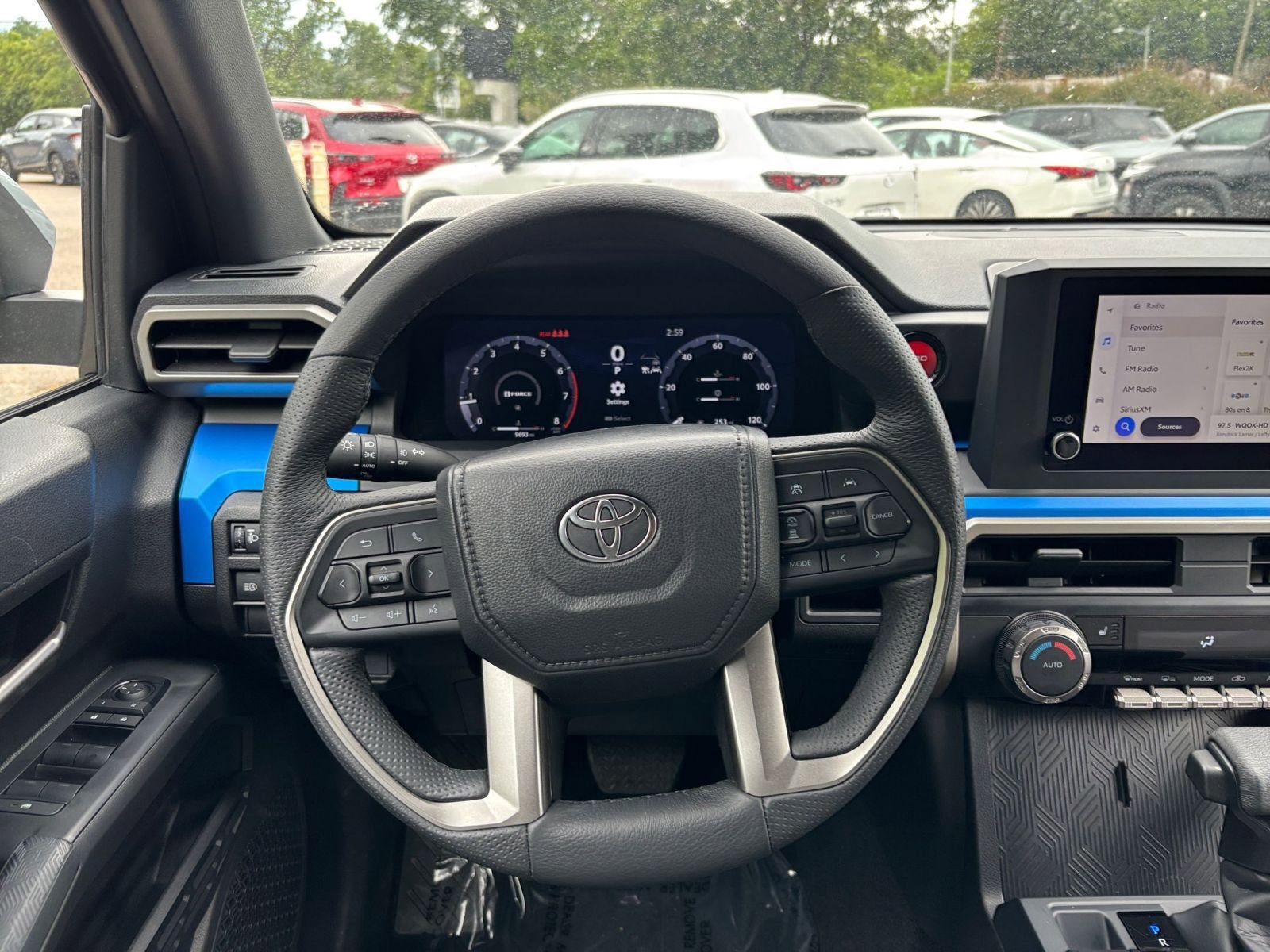Used 2025 Toyota Tacoma TRD Off-Road AWD/4WD image 30