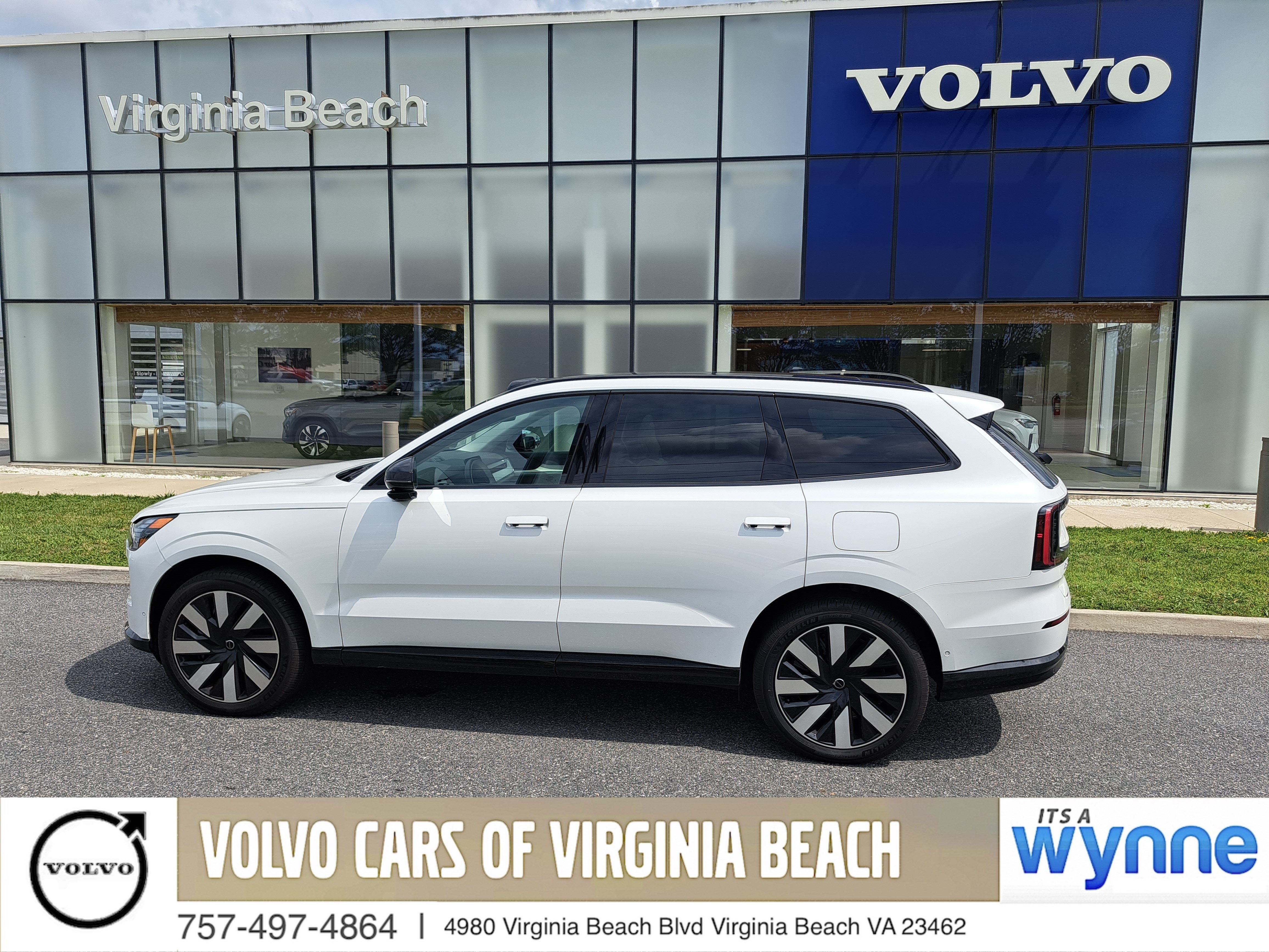 New 2025 Volvo EX90 Plus AWD/4WD image 1