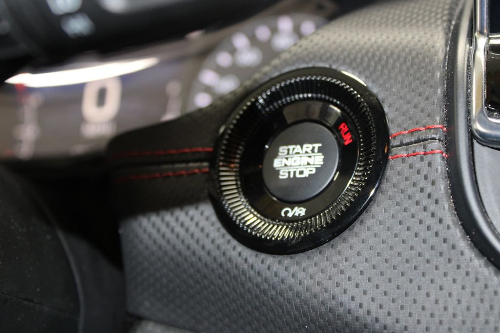 Used 2025 Jeep Compass Trailhawk image 45