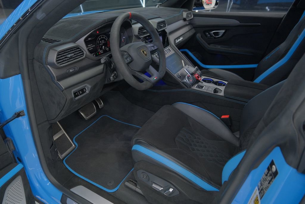 Used 2024 Lamborghini Urus Performante AWD/4WD image 51