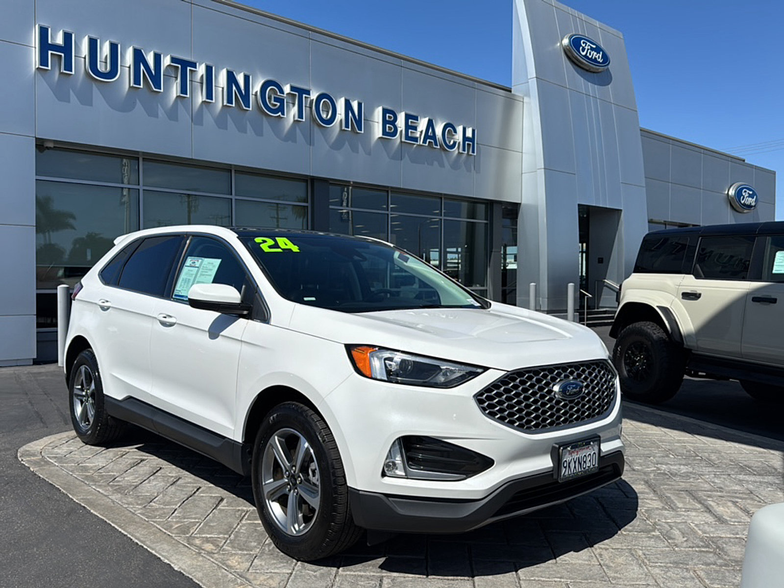 Used 2024 Ford Edge SEL w/ Convenience Package