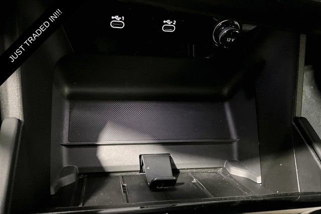 Certified 2025 Audi A6 e-tron Premium w/ Ultra Package AWD/4WD image 18