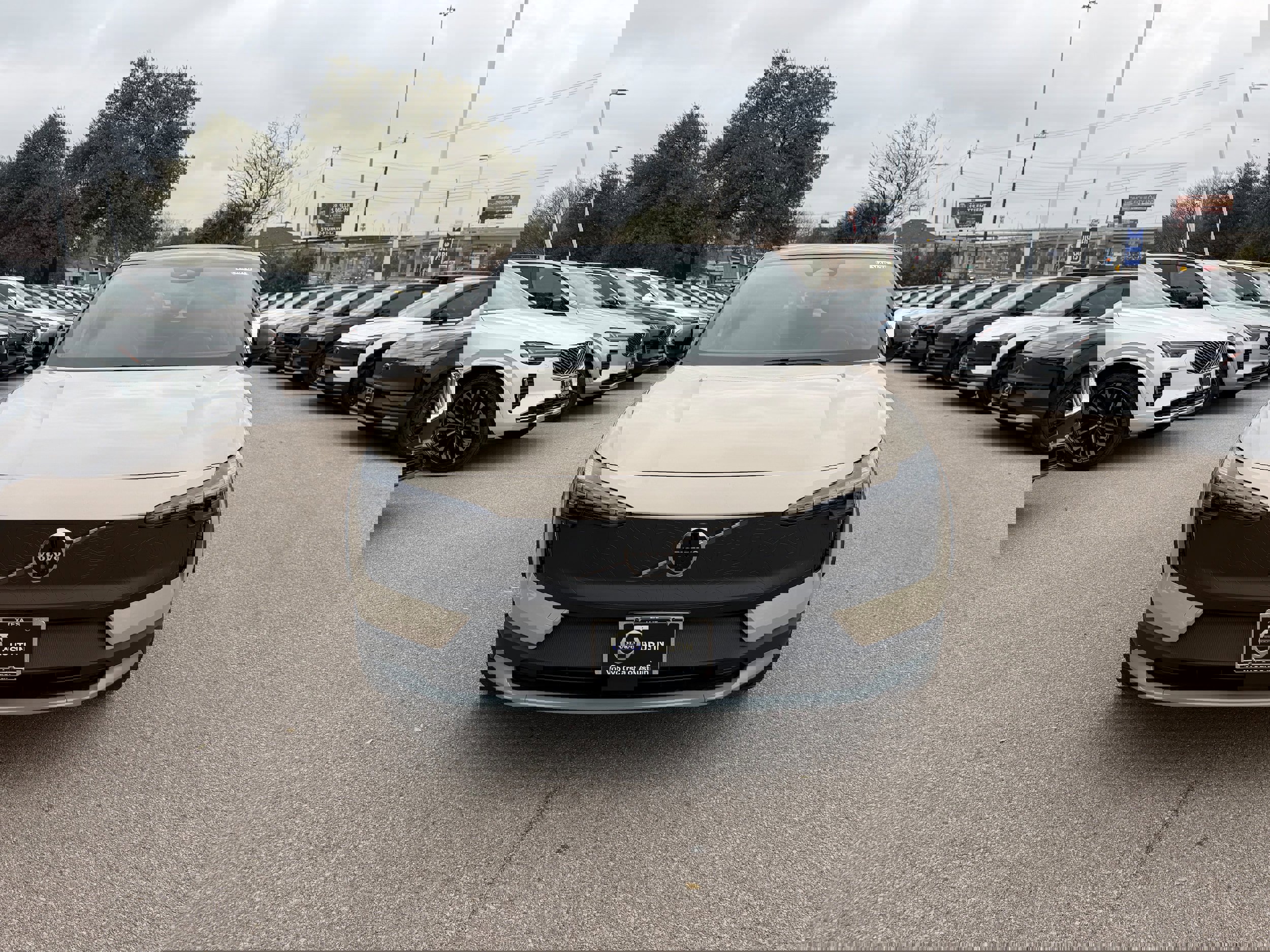 New 2026 Volvo EX30 Cross Country Ultra w/ Protection Package Premier image 6