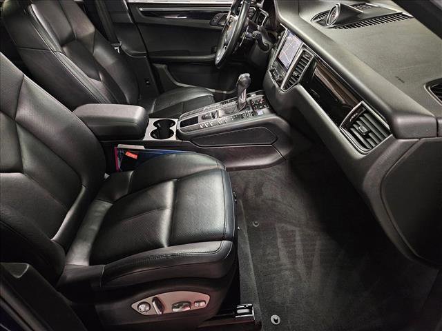 Used 2017 Porsche Macan S image 20