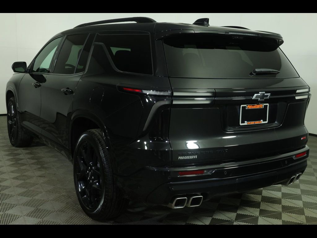 Used 2024 Chevrolet Traverse RS w/ LPO, Floor Liner Package AWD/4WD image 2