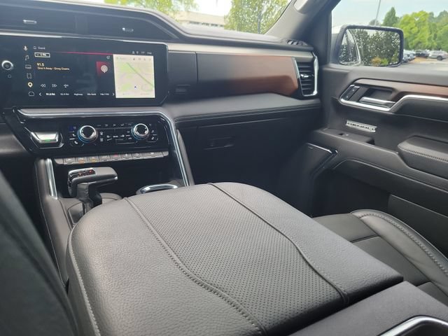 Used 2024 GMC Sierra 1500 Denali AWD/4WD image 12