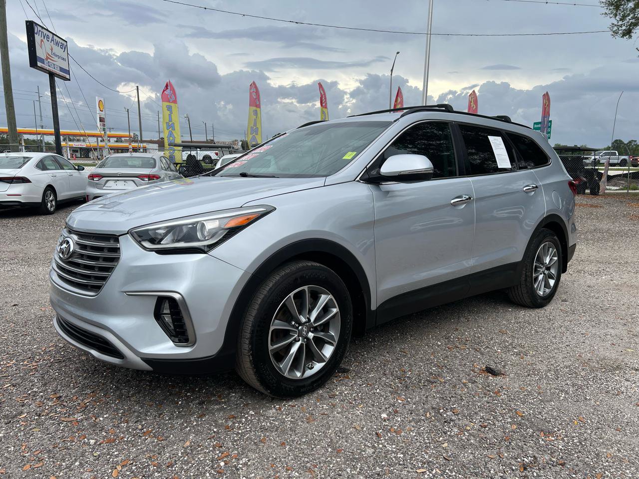 Used 2017 Hyundai Santa Fe SE w/ SE Premium Package 02 FWD image 7
