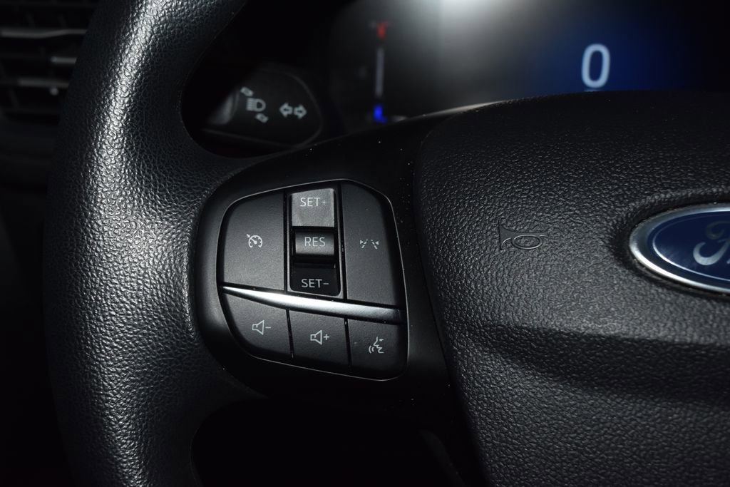 Used 2025 Ford Escape Active AWD/4WD image 7