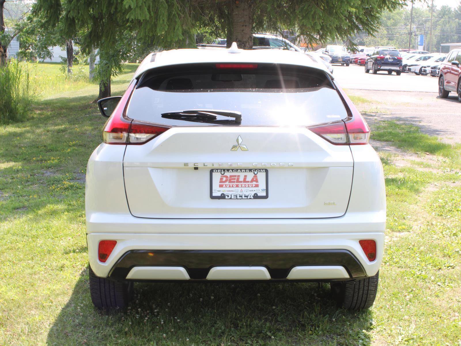 New 2025 Mitsubishi Eclipse Cross SEL image 10