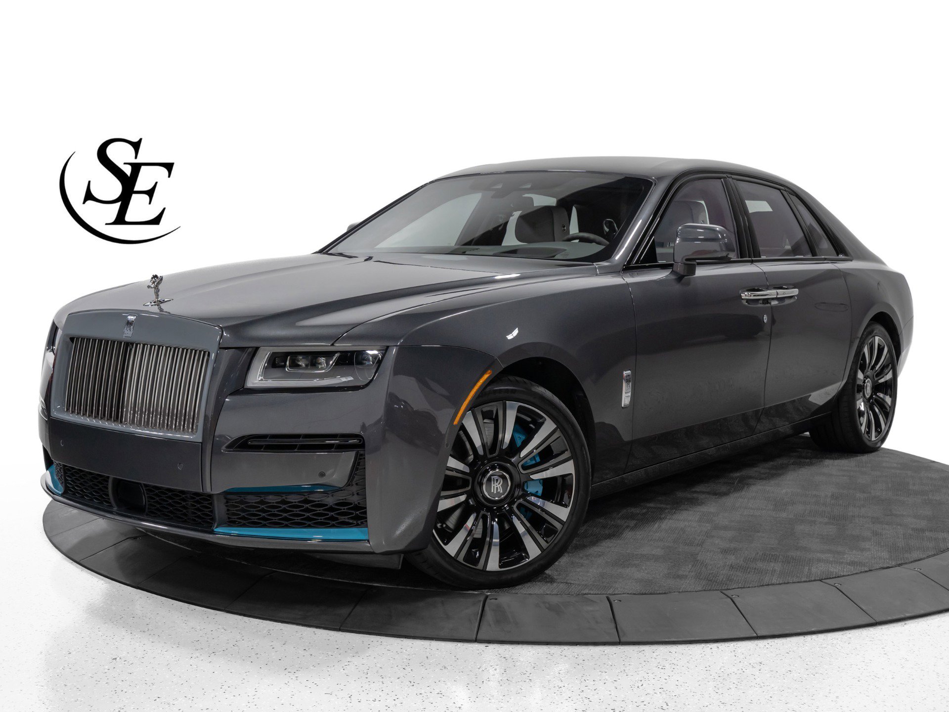 Used 2024 Rolls-Royce Ghost AWD/4WD image 2
