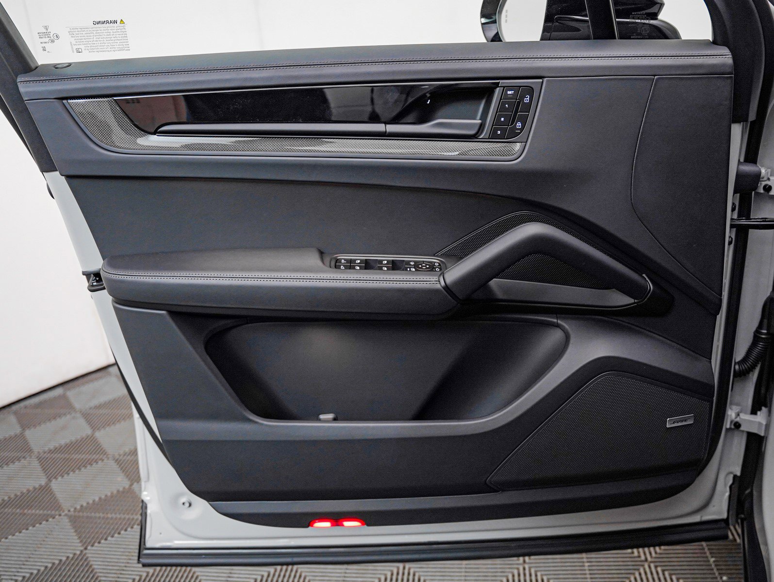 New 2026 Porsche Cayenne GTS image 25