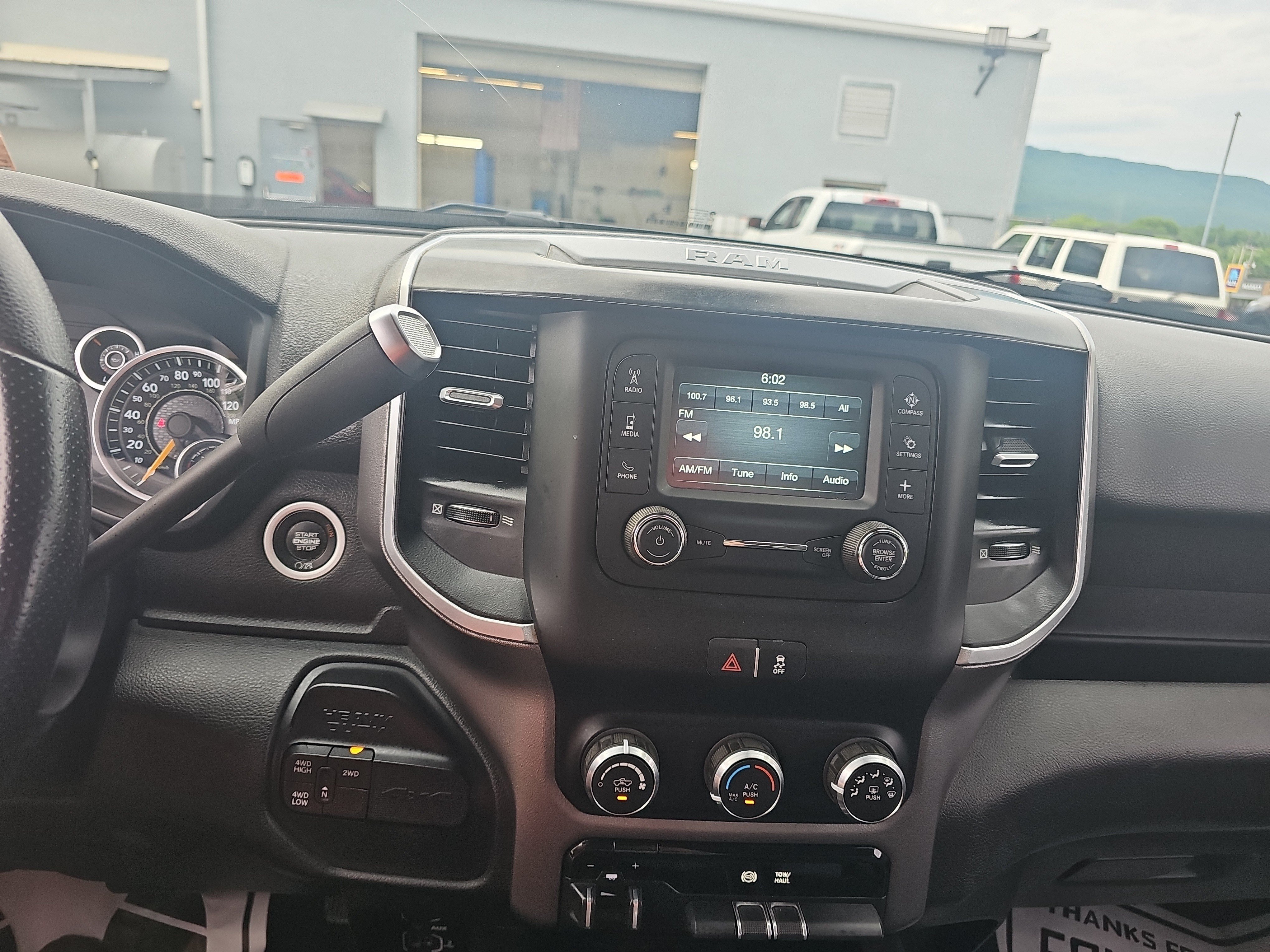 Used 2019 RAM 3500 Big Horn AWD/4WD image 24