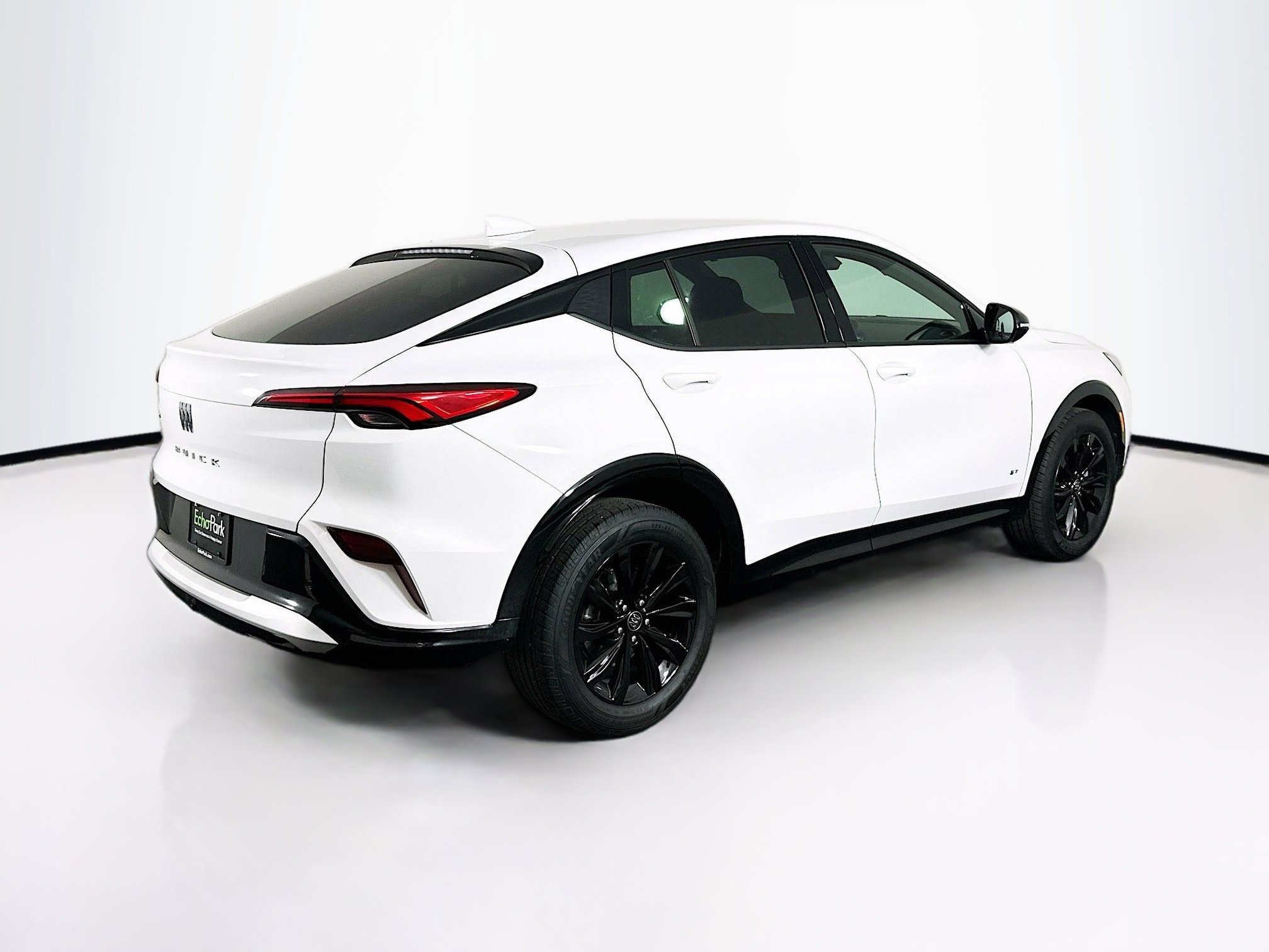 Used 2025 Buick Envista Sport Touring image 9