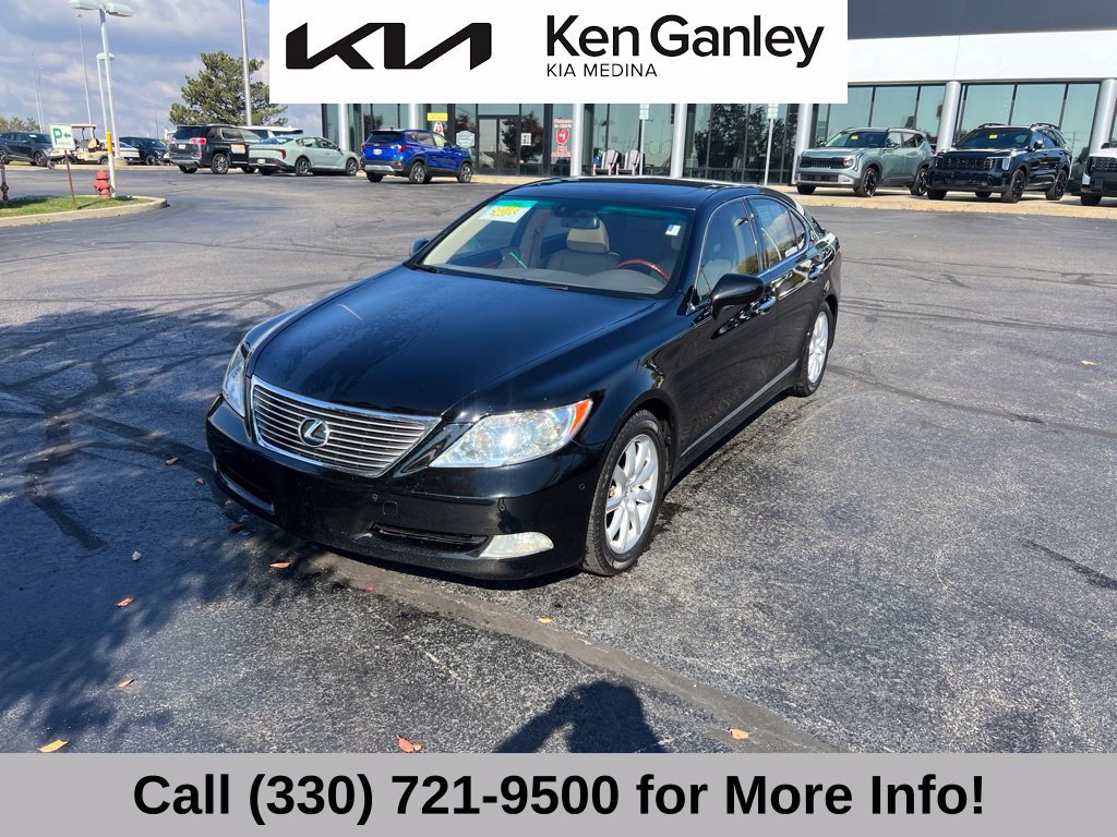 Used 2007 Lexus LS 460 RWD image 2