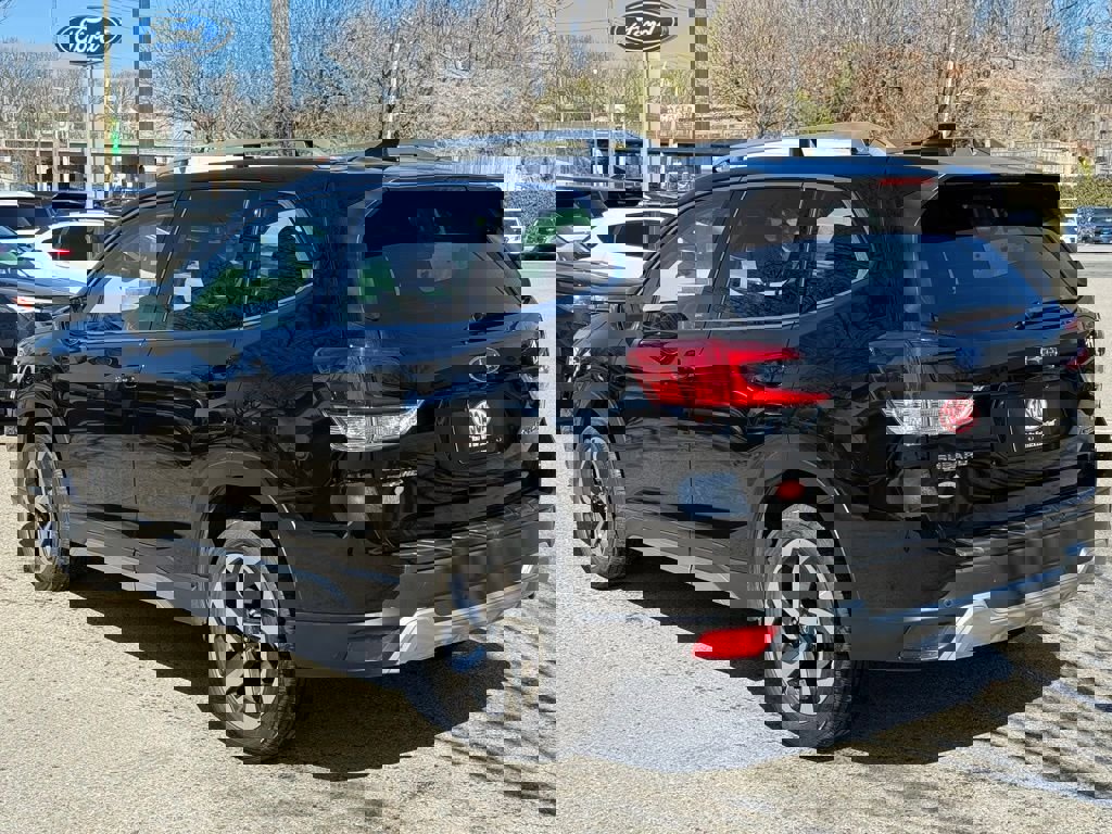 Used 2023 Subaru Forester Touring image 10