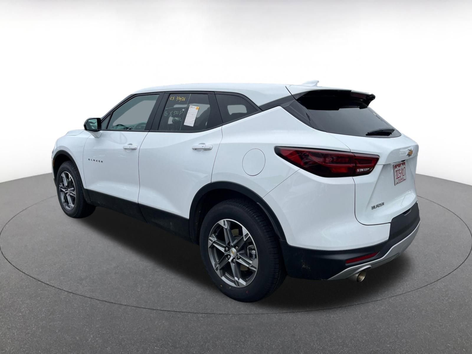 Used 2025 Chevrolet Blazer LT image 5