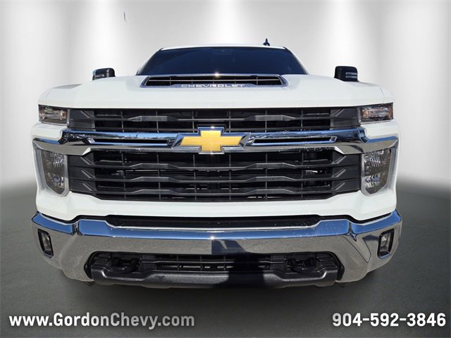 Used 2025 Chevrolet Silverado 2500 LT w/ Convenience Package image 9