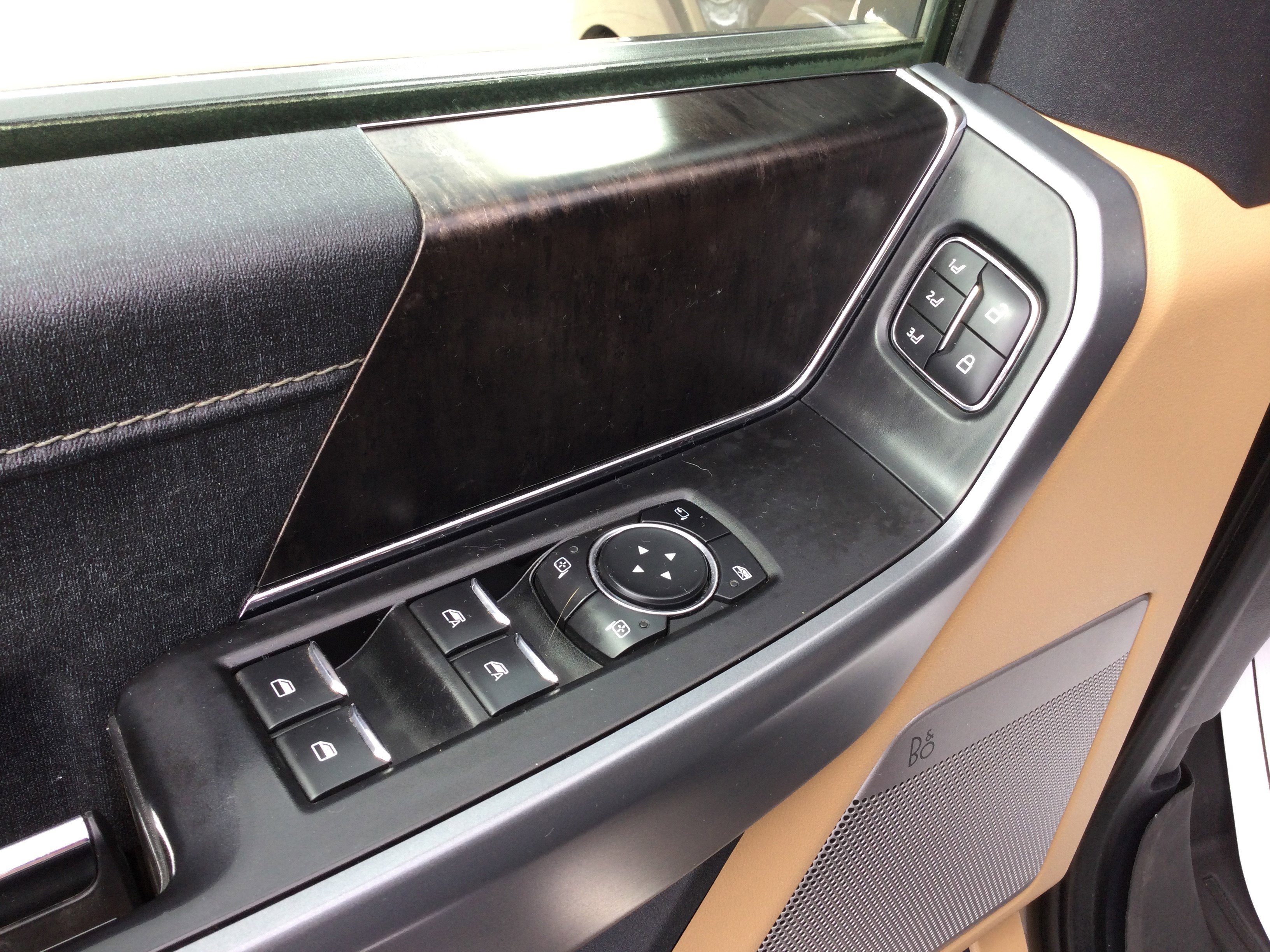 Used 2022 Ford F150 Lariat AWD/4WD image 12