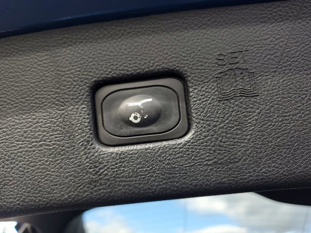 Certified 2024 Ford Edge Titanium image 33