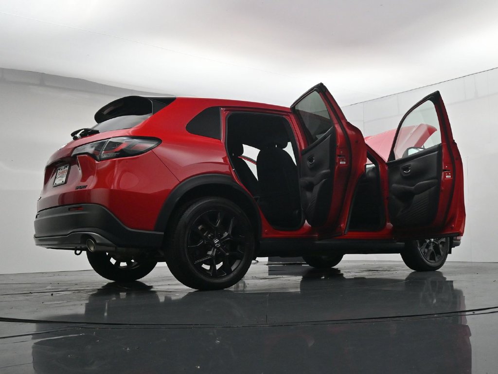 Used 2024 Honda HR-V Sport image 43