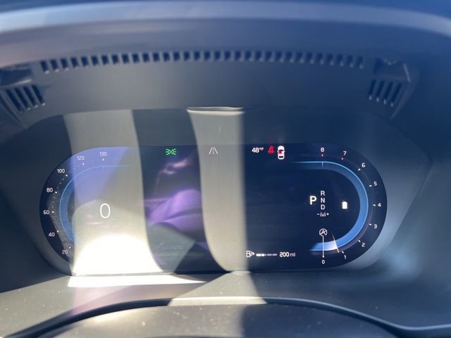 Certified 2023 Volvo XC60 B5 Ultimate w/ Climate Package image 33