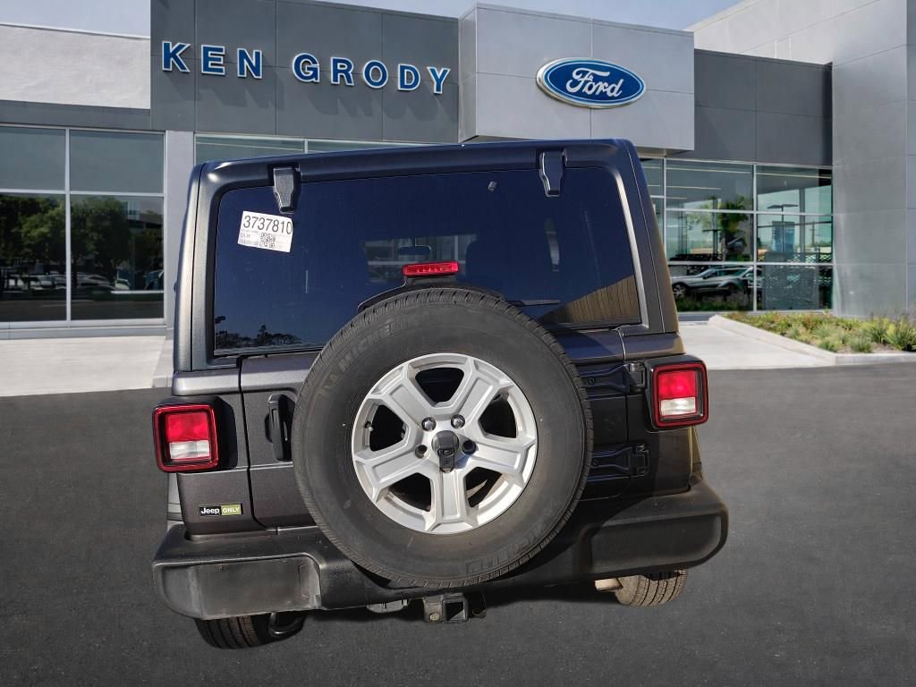 Used 2022 Jeep Wrangler Unlimited Sport image 4