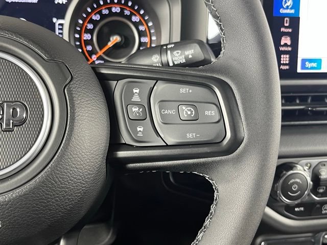 New 2025 Jeep Gladiator Sport w/ Premium Package AWD/4WD image 15