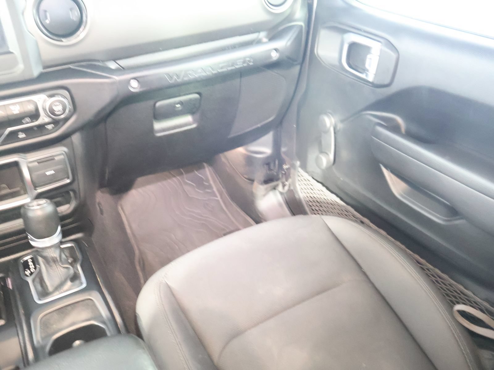 Used 2022 Jeep Wrangler Unlimited Sport AWD/4WD image 27