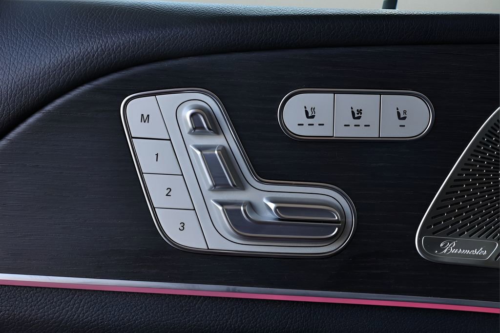 Used 2025 Mercedes-Benz GLS 450 4MATIC image 35