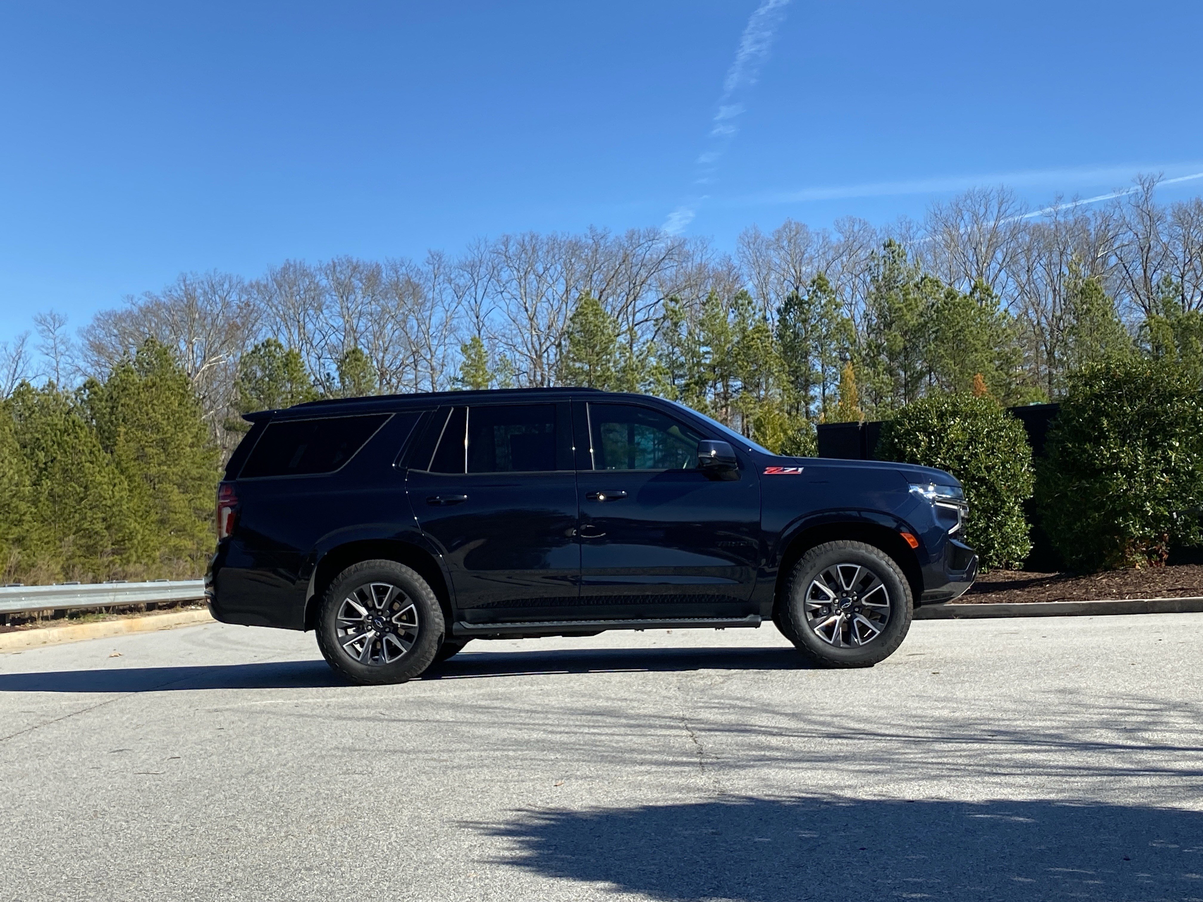 Used 2021 Chevrolet Tahoe Z71 w/ Z71 Off-Road Package image 5