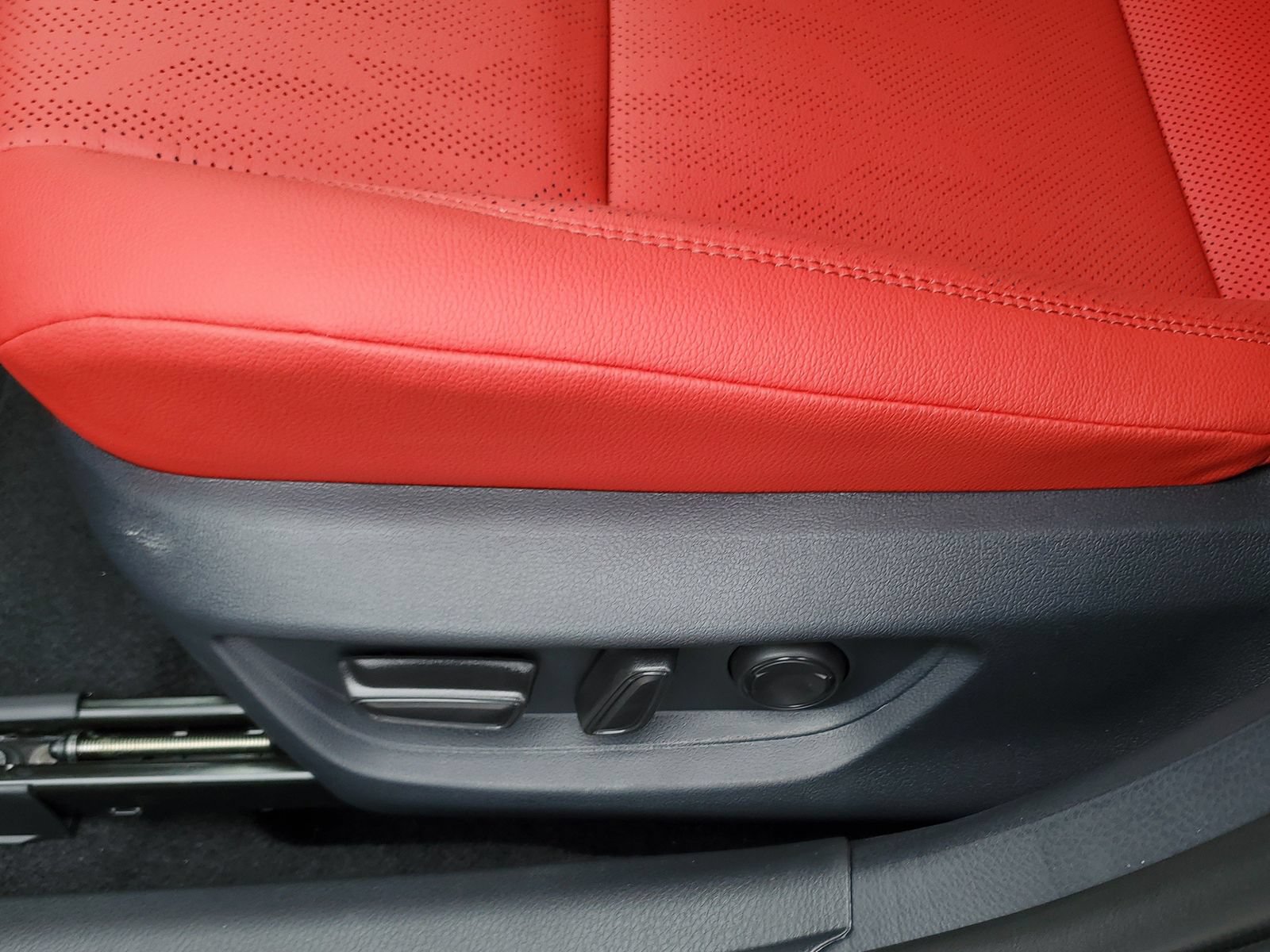 New 2026 Toyota Camry XSE FWD image 19