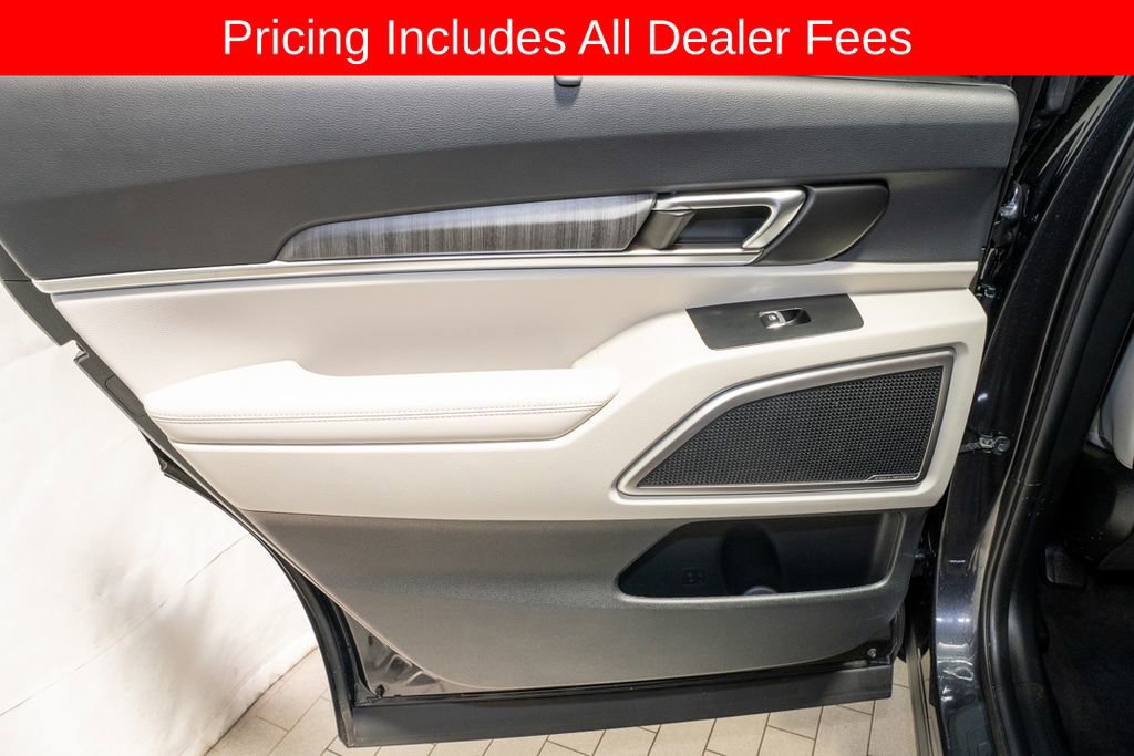 Certified 2025 Kia Telluride EX FWD image 12