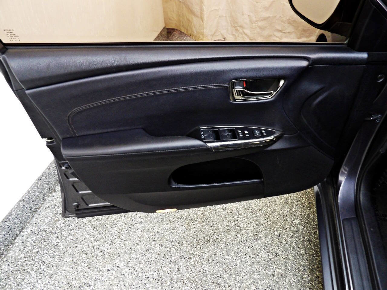 Used 2016 Toyota Avalon XLE FWD image 7