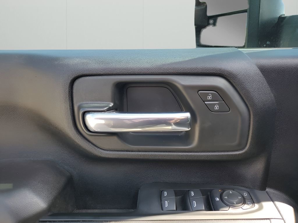 Used 2023 Chevrolet Silverado 2500 Custom w/ Custom Value Package image 26