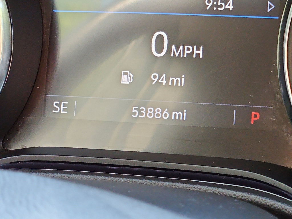 Used 2023 Buick Encore GX Essence w/ Experience Buick Package image 25