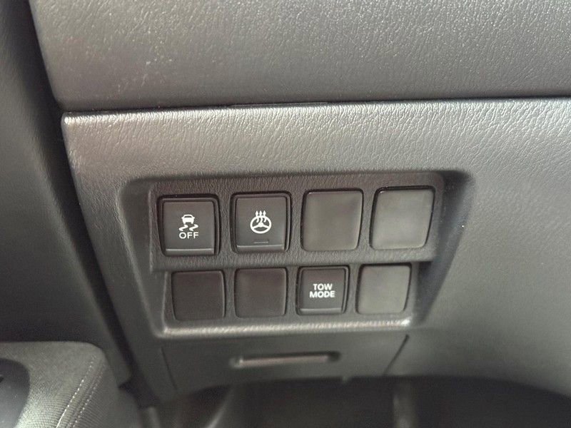 Used 2017 Nissan Pathfinder SV w/ Trailer Tow Package AWD/4WD image 30